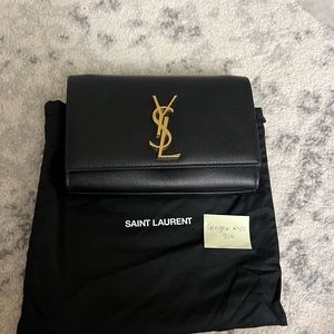 Kate small YSL Grain de Poudre Shoulder Bag